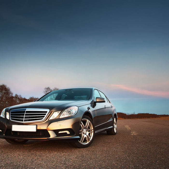 A Comprehensive Guide to the Mercedes Benz E300