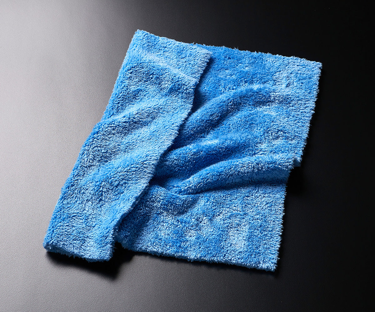 Rag Company Eagle Edgeless 500 16x16 plush microfiber towel